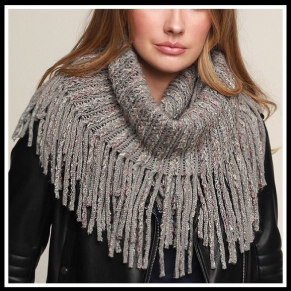 NWT Justin&Taylor Scarf - Picture 2 of 3